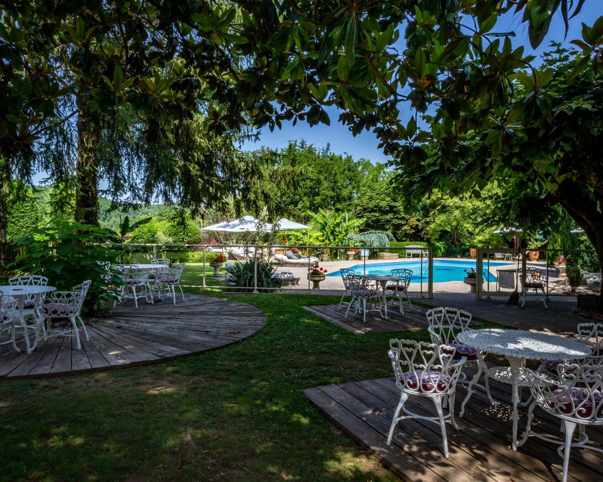 Hotel Restaurant Le Centenaire Les Eyzies Luaran gambar