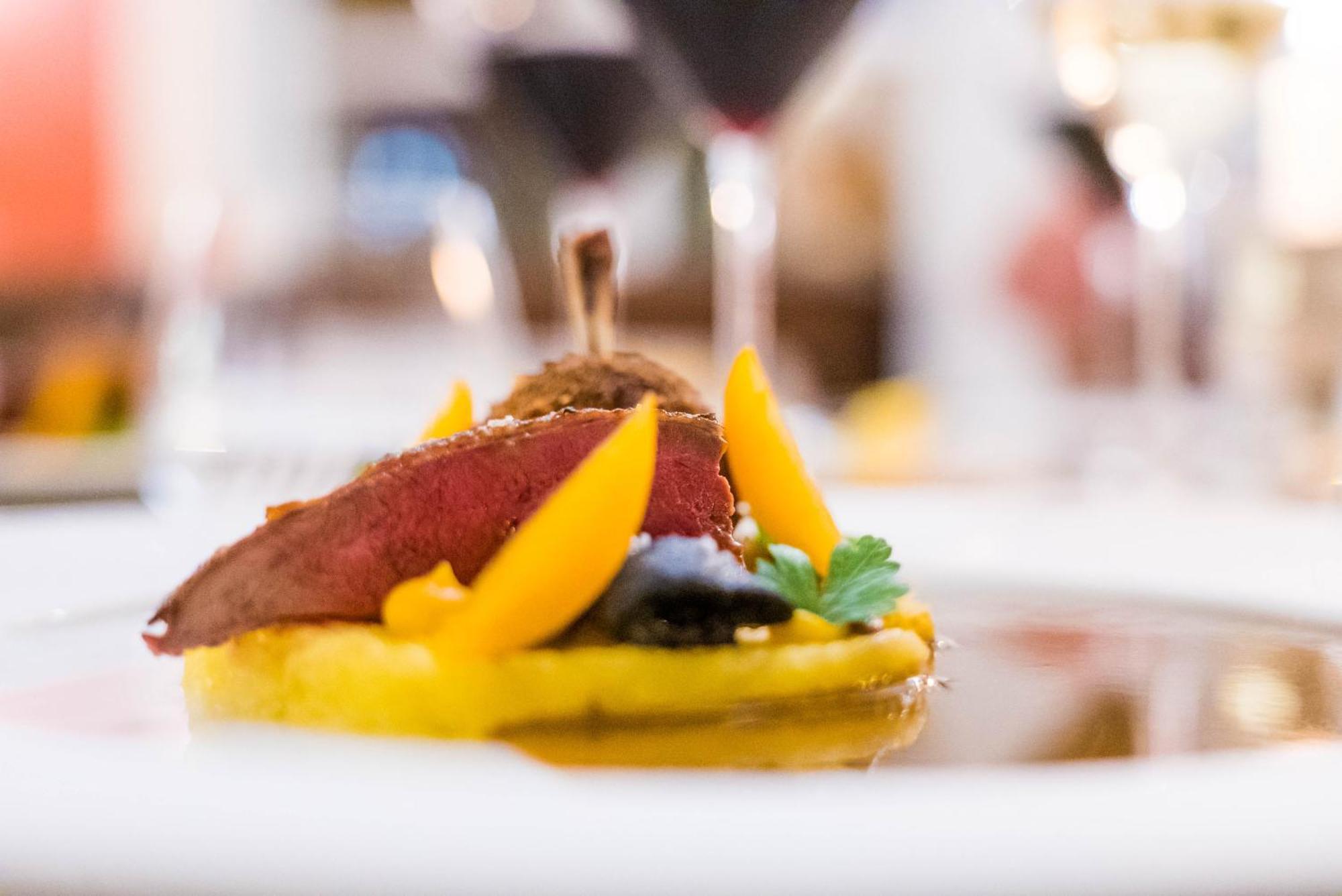Hotel Restaurant Le Centenaire Les Eyzies Luaran gambar