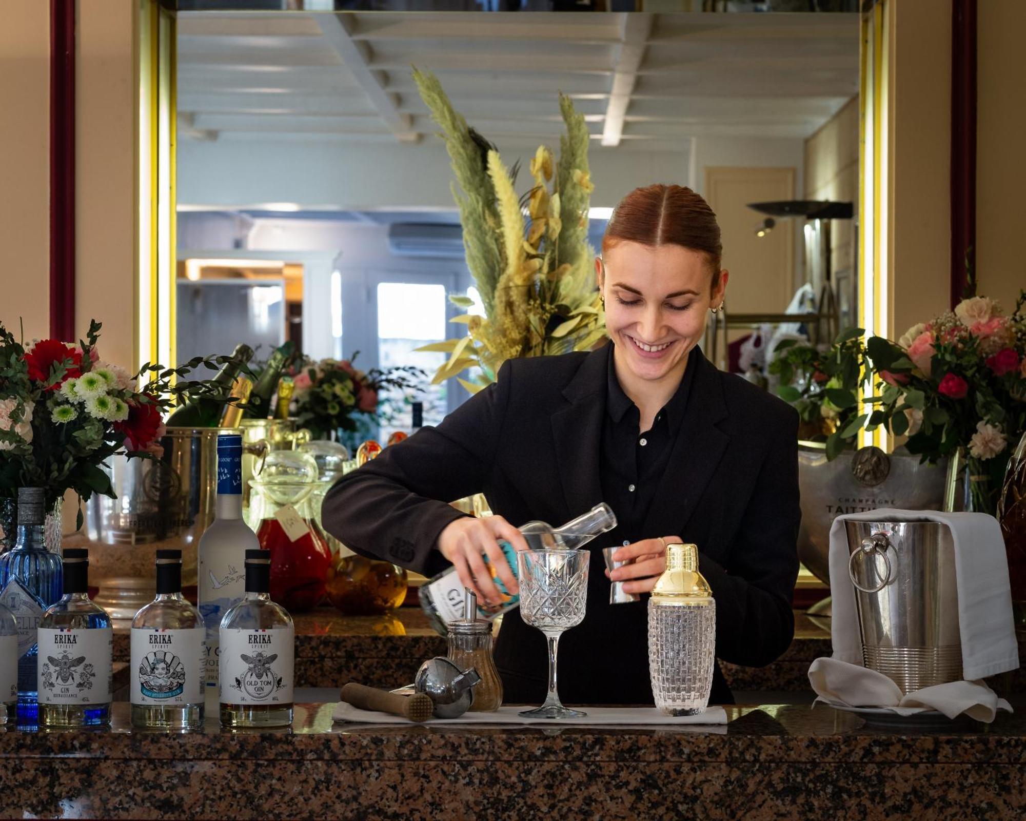 Hotel Restaurant Le Centenaire Les Eyzies Luaran gambar